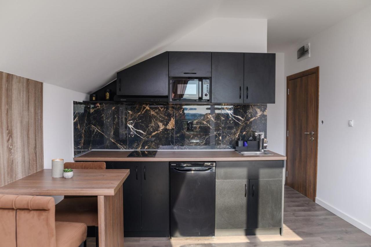 סוקו בניה Apartmani Zat מראה חיצוני תמונה