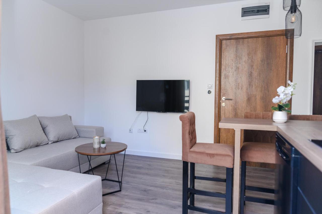 סוקו בניה Apartmani Zat מראה חיצוני תמונה