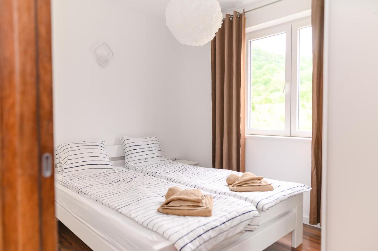 סוקו בניה Apartmani Zat מראה חיצוני תמונה