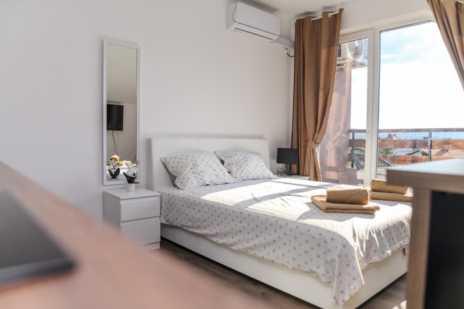 סוקו בניה Apartmani Zat מראה חיצוני תמונה